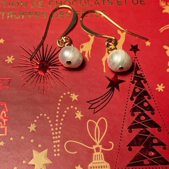 Handmade Genuine Pearl Earrings - Picture 11 of 12
